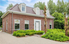 Four-Bedroom Holiday Home in Zeewolde